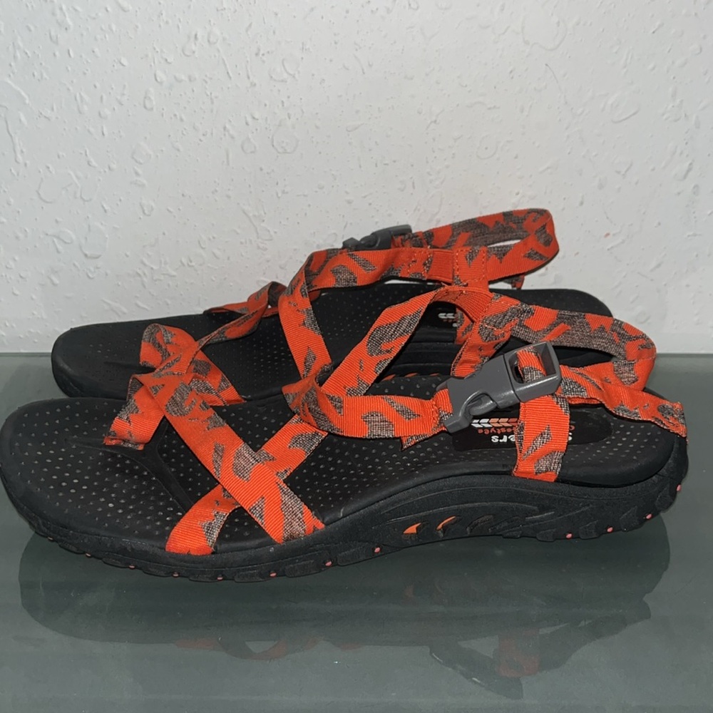 Skechers strappy comfort sandals - Picture 3 of 8